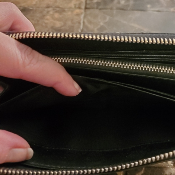 Prada Black Large Saffiano Leather Zippy Wallet - Picture 10 of 12